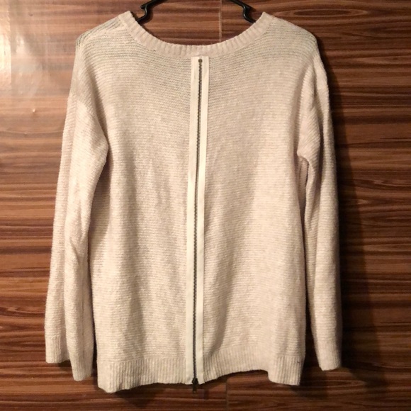 American  Eagle Sweater - Picture 3 of 4
